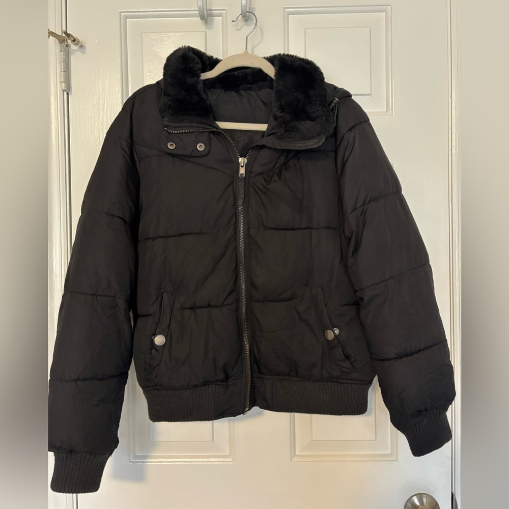 Aéropostale Black Puffer Jacket